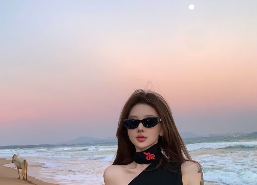 Print One-Shoulder Halter Fit Slim Tank Top Snake