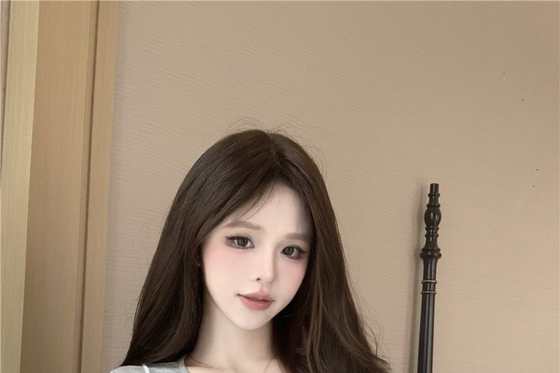 Tee Neck Crew Sheer Top Plain + Set: Ruffle Short-Sleeve Floral Cami