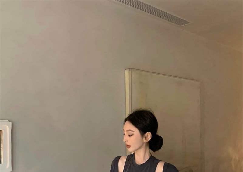 Waist Mock High Crew Flared Long-Sleeve / Neck Pants Two-Piece Plain T-Shirt