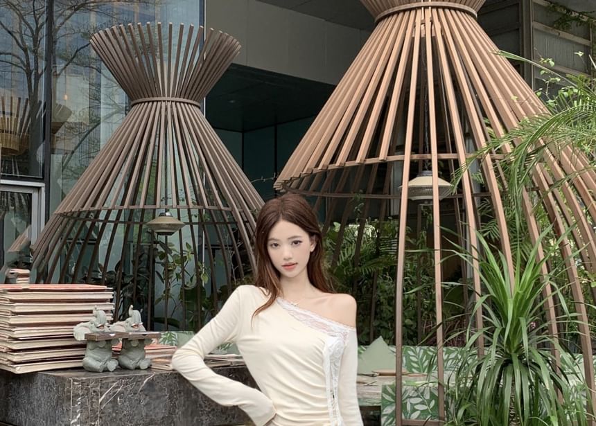 One-Shoulder Ruched High A-Line Trim Asymmetrical Plain Long-Sleeve Tee Skirt Lace Maxi / Rise