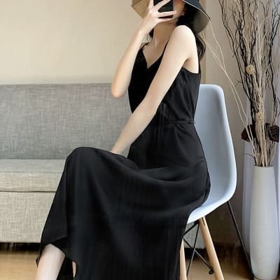 Scoop Neck Sashed Midi A-Line Dress with Thin Straps
