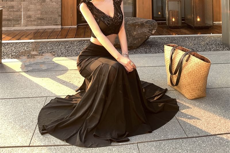 Fishtail Crop Waist Plain Lace High Sleeveless Maxi Skirt Top V-Neck / Panel