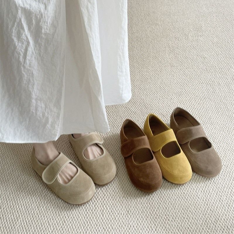 Plain Flats Strap Adhesive