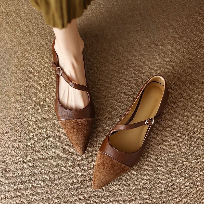 Pointed Leather Flats Faux