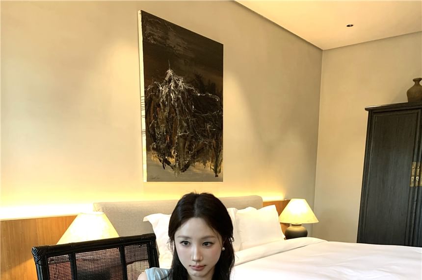 Mini Tank Skirt / Rise Top High Plain Tie-Neck Lace Pencil