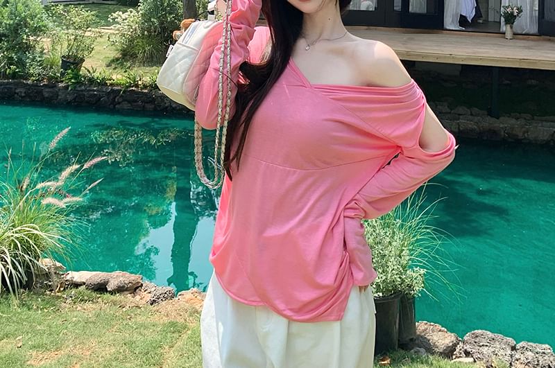 T-Shirt Asymmetrical Long-Sleeve One-Shoulder Plain