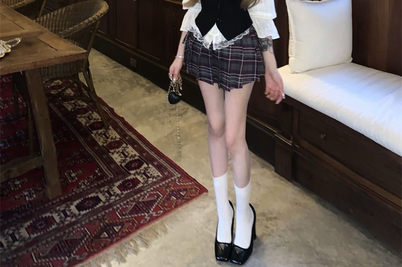 A-Line / Cami High Plain Trim Blouse Top Puff-Sleeve Pleated Waist Plaid Button-Up Striped Mini Skirt Lace