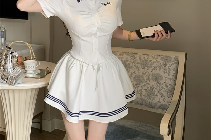 T-Shirt Embroidered Collar Short-Sleeve Letter