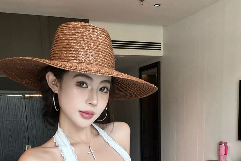 Scoop Plain Top Neck Cropped Trim Bow Lace Halter