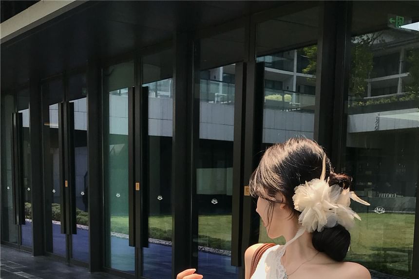 Crop Top One-Shoulder Lace