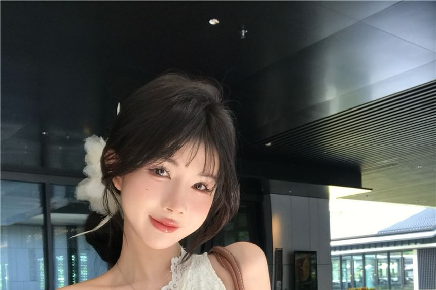 Crop Top One-Shoulder Lace