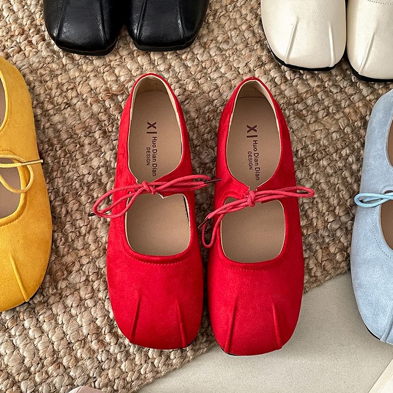 Toe Ribbon Square Flats