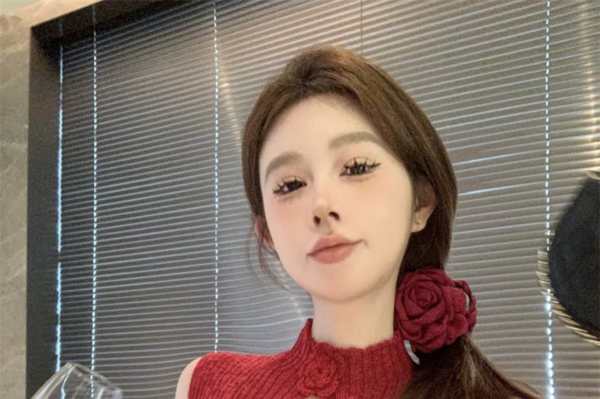 Top Knit Accent Neck Sleeveless Mock Floral Crop