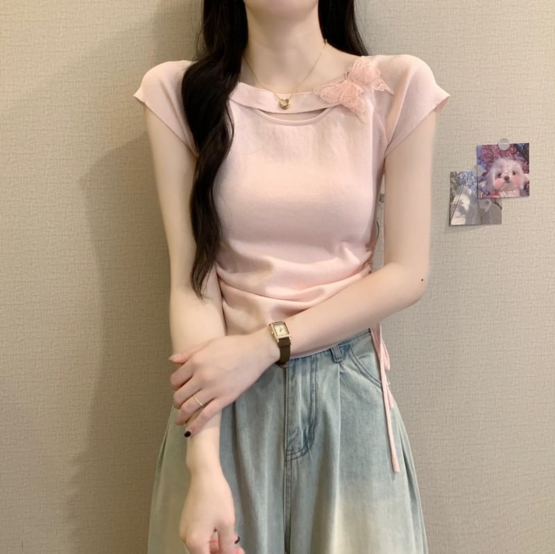 Accent Butterfly Tee Plain Short-Sleeve