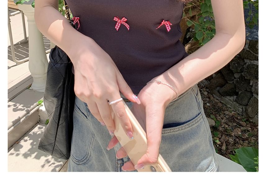 Bow Short-Sleeve Accent Crop Scoop Contrast Trim T-Shirt Neck