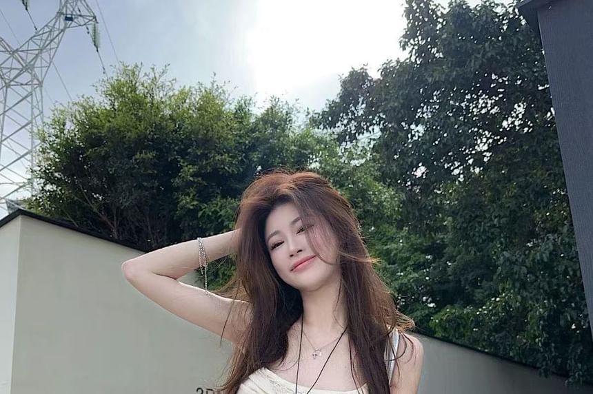 Hem Cowl Camisole Top Neck Lace Panel Asymmetrical Ruffle