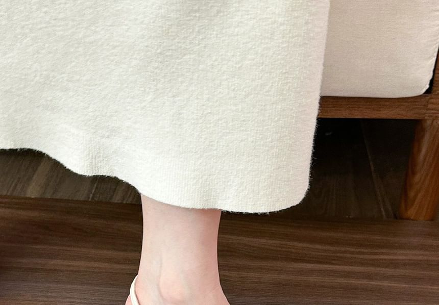 Slingback Heel Toe Buckled Kitten Pointed Pumps