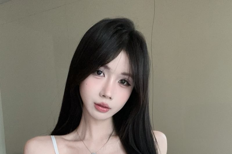 Slit Camisole Trim Fit Lace Slim Top