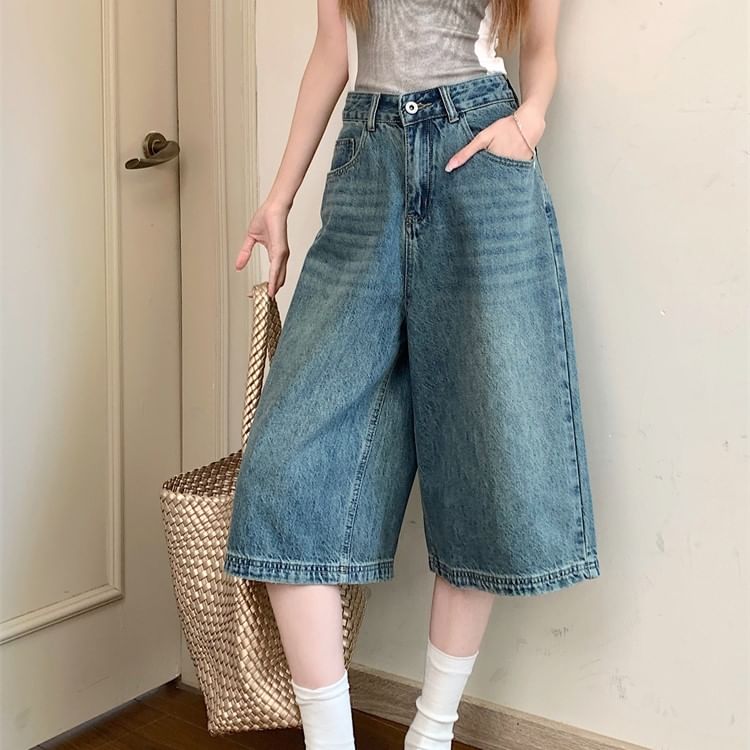 Capri Washed Jeans Leg Wide Rise High