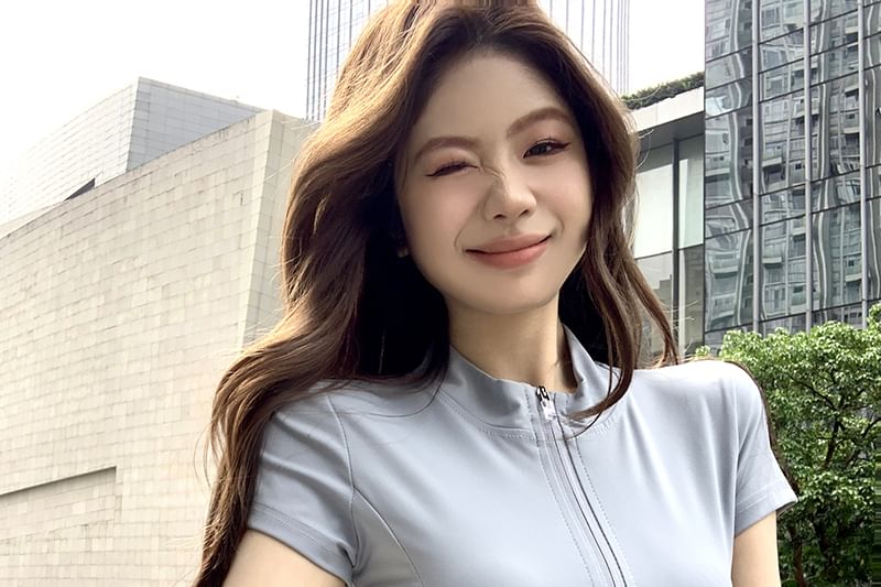 Plain Short-Sleeve Mini + Slim Mock Neck Skirt Waist Zip Tee Set: High A-Line Fit