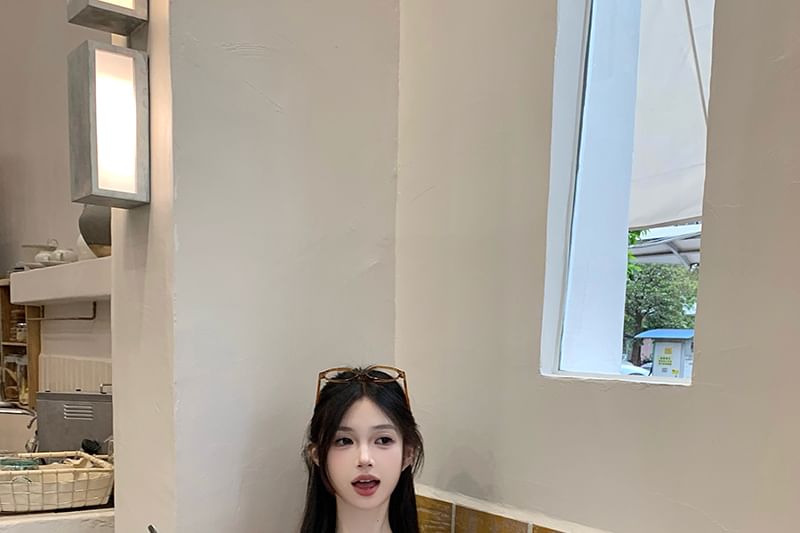 Tank Lace Top Bow Trim Fit Slim V-Neck