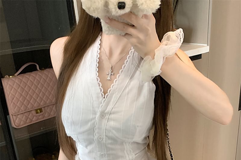 Slim V-Neck Button Top Tank Lace Fit Plain Trim