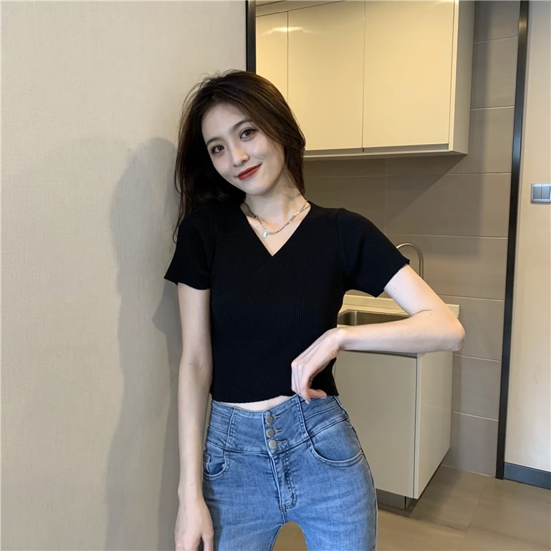 Asymmetrical Short-Sleeve Crop V-Neck Plain Ribbed Tee