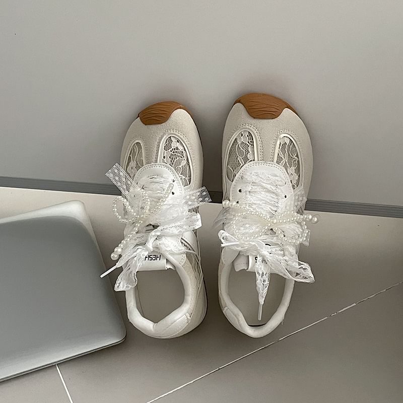 Hidden Panel Faux Leather Lace-Up Sneakers Wedge Lace