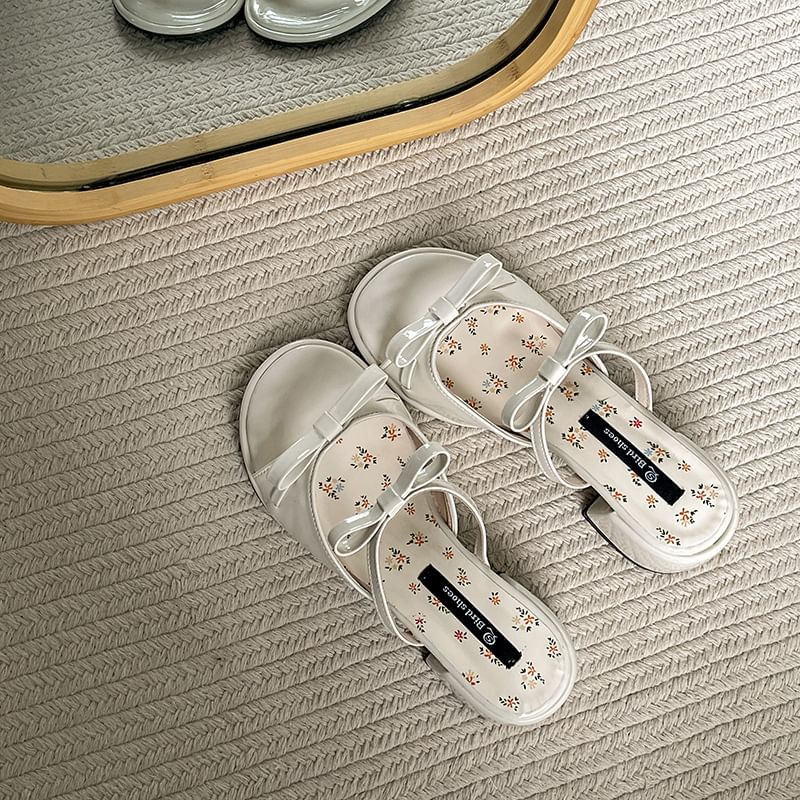 Patent Chunky Leather Sandals Heel Bow