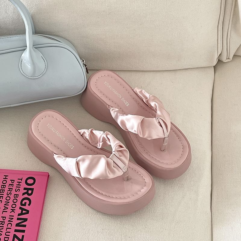Ruched Sandals Platform Thong