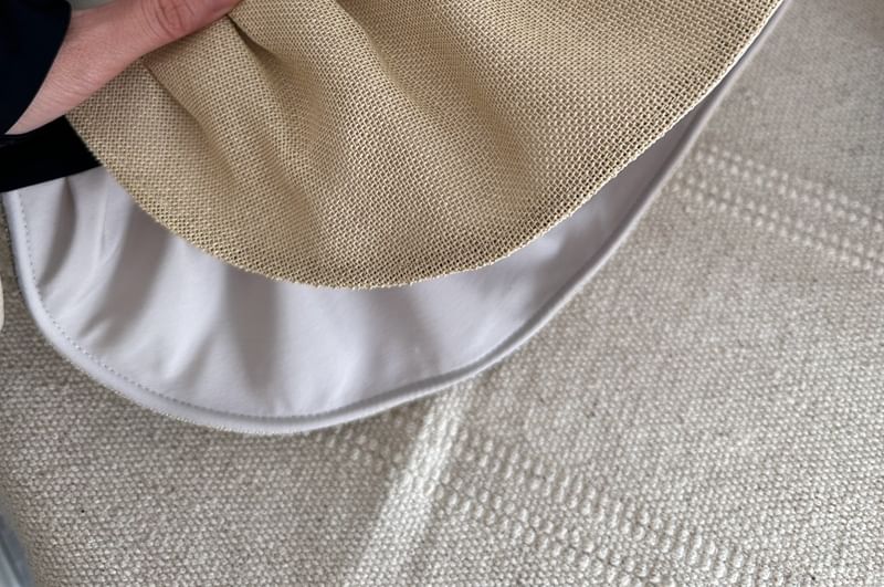 Sun Lettering Ruffle Hat