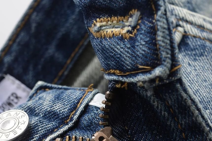Low Waist Washed Distressed Denim Hot Pants