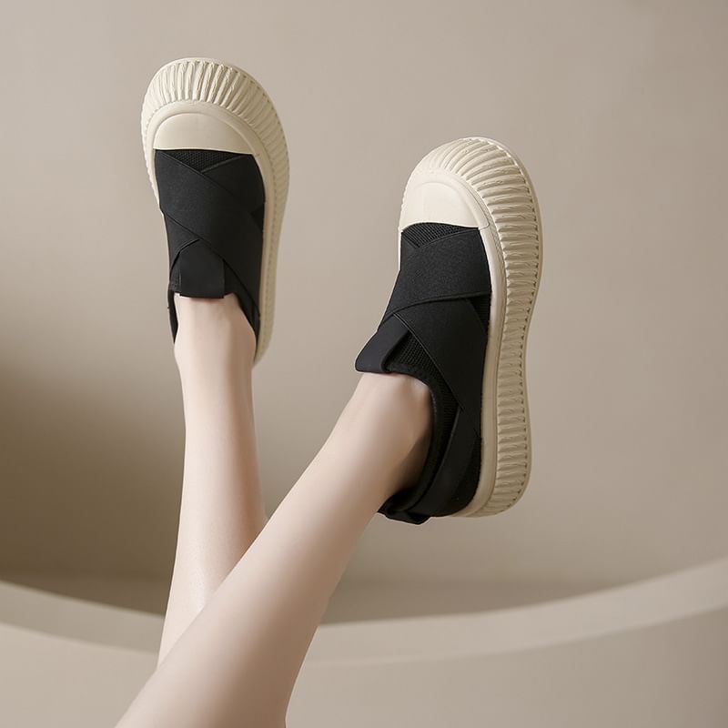Mesh Sneakers Platform Slip-On