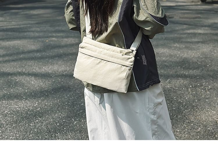 Crossbody Multi-Pocket Bag