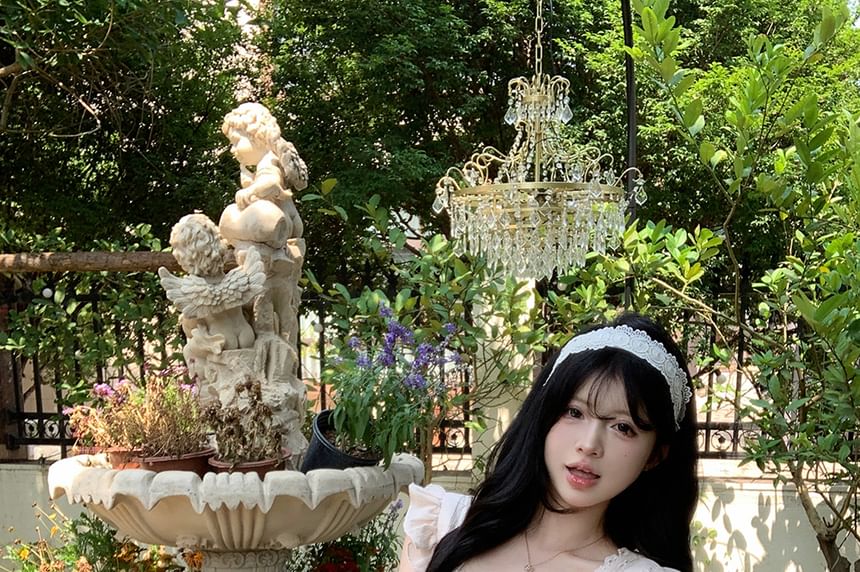 Sleeveless Lace Panel Blouse Bow Square Plain Neck Ruffle