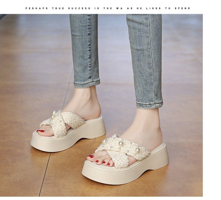 Faux Sandals Cross Pearl Criss Platform Slide