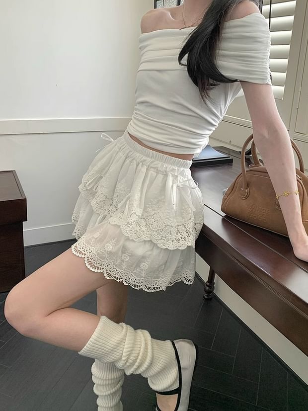 Lace-Trimmed Tiered Mini Skirt with High Waist