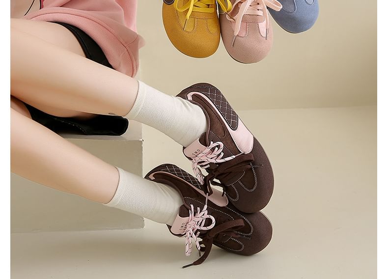 Quilted Sneakers Panel