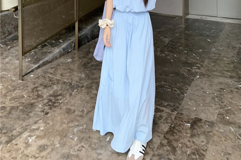 Halter Crop Top with Elastic Waist Maxi Skirt