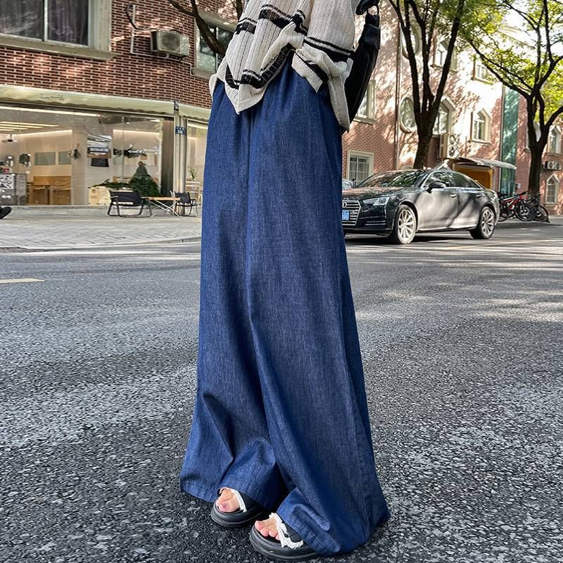 Elastic Waist Washed Wide Leg Jeans