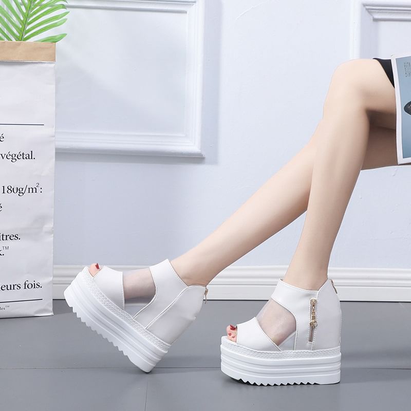 Panel Sandals Mesh Platform