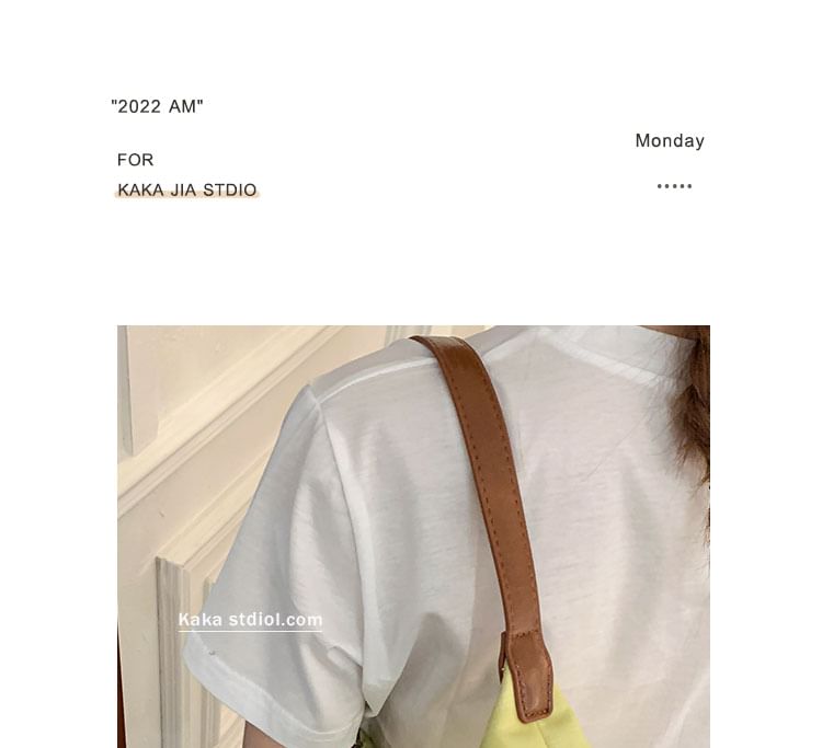 Contrast Strap Shoulder Bag
