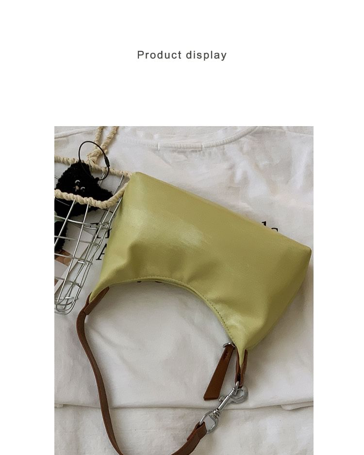 Contrast Strap Shoulder Bag