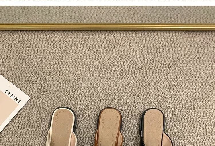 Square Criss Cross Mules Toe