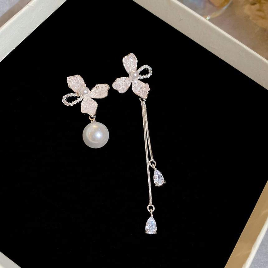 Floral Faux Earring Dangle Pearl