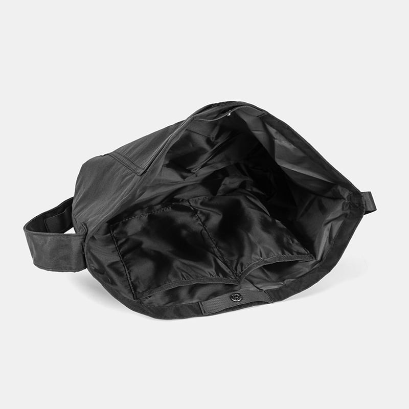 Messenger Lightweight Zip Bag Plain