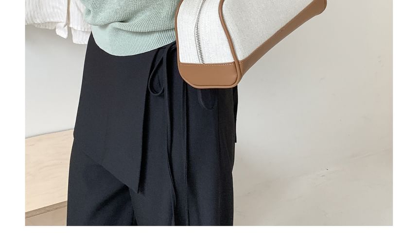 Canvas Contrast Bottom Shoulder Bag
