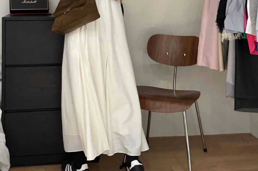 V-Neck Sleeveless Plain A-Line Maxi Dress
