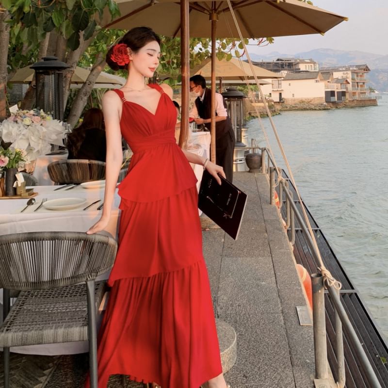 V-Neck Sleeveless Tiered Plain A-Line Maxi Dress
