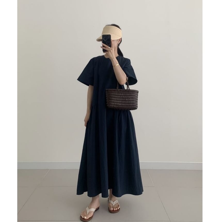 Short-Sleeve Crewneck Plain A-Line Maxi Dress